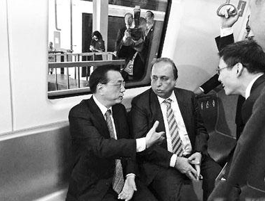 李克強(qiáng)在考察中國核電工程有限公司時強(qiáng)調(diào)以改革創(chuàng)新打造中國制造